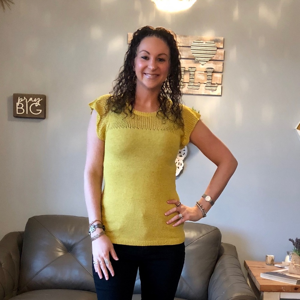 Entro knit crew-neck top with cap sleeves in Kiwi